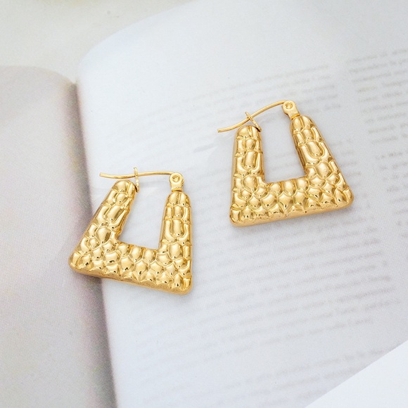 NEW💎18K Gold Plated Geometric Earrings*Hoop Earrings - Picture 3 of 6